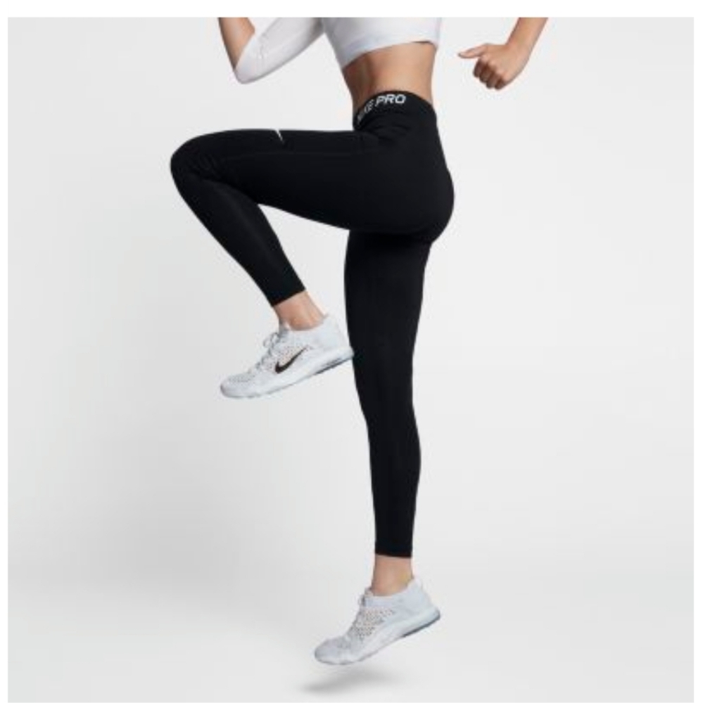Nike Pro Tight